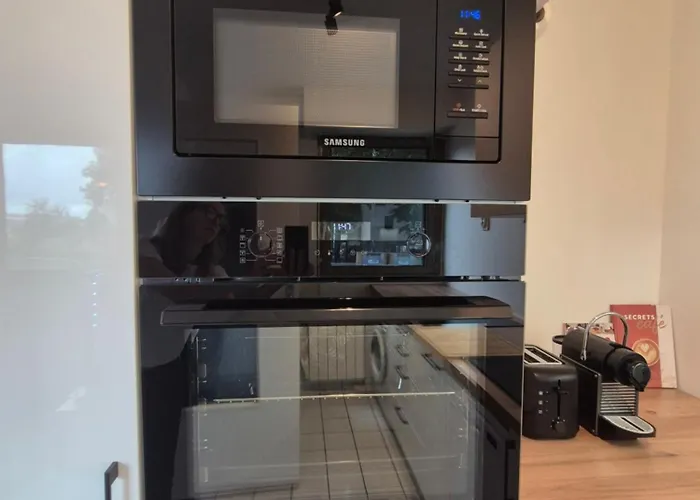 Le Sea's Centre Historique Apartment